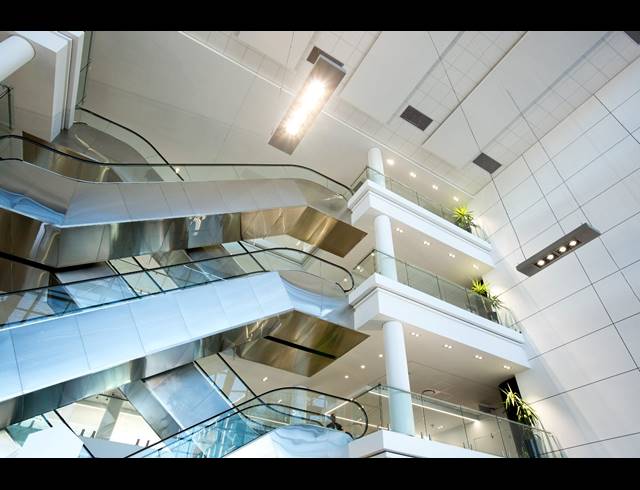 2,495M² OFFICE TO LET IN NOORDWYK